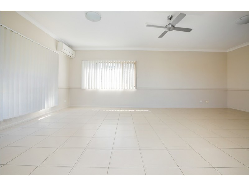 15 Violet Ave, Springfield Lakes QLD 4300