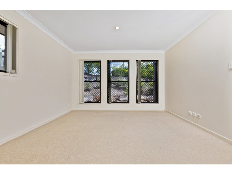 27 Shallow Bay Drive, Springfield Lakes QLD 4300