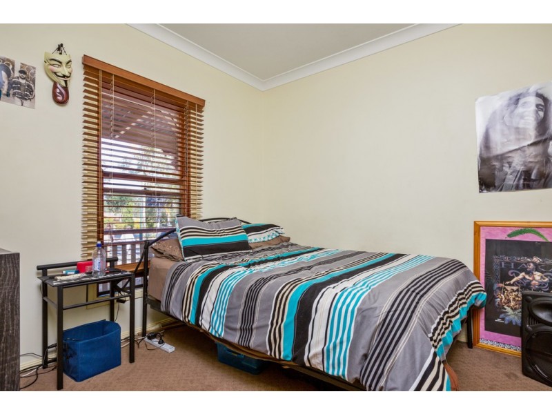 18 Harriet Court, Springfield Lakes QLD 4300