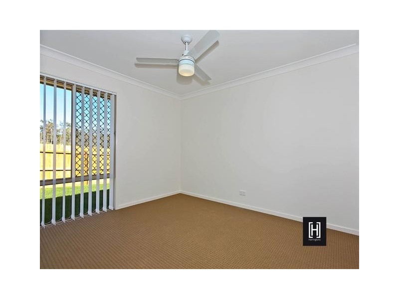 26 Daisy Street, Springfield Lakes QLD 4300