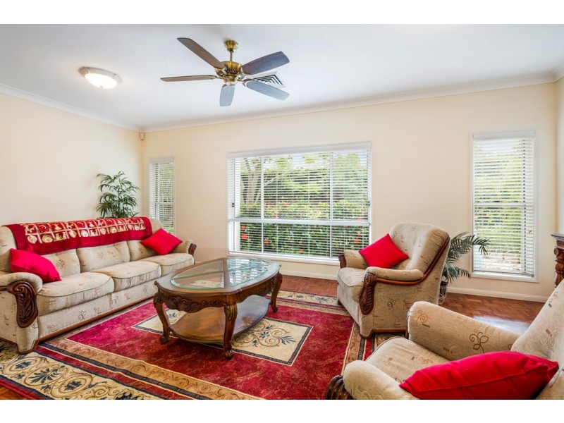 39 St Augustines Drive, Augustine Heights QLD 4300