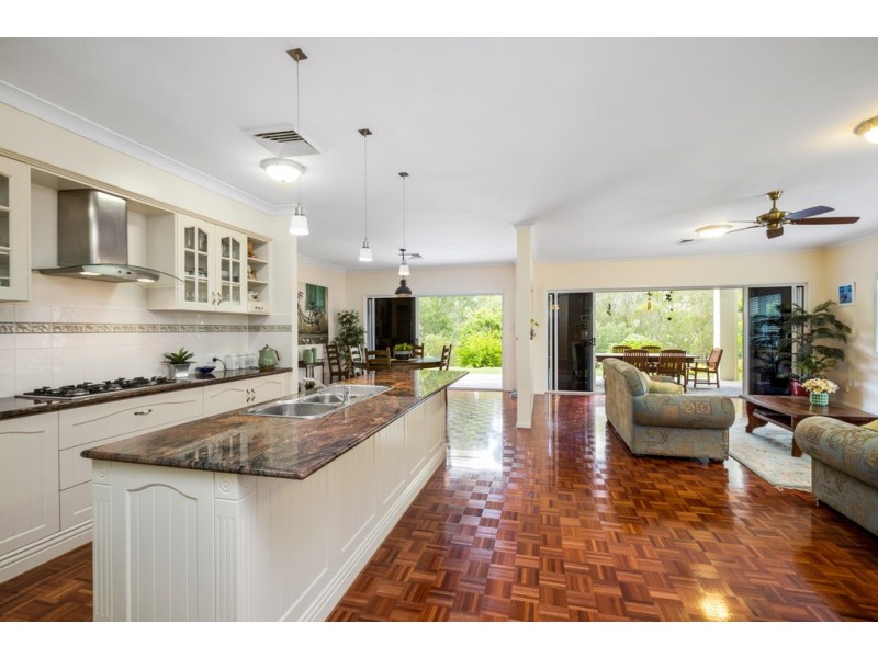 39 St Augustines Drive, Augustine Heights QLD 4300