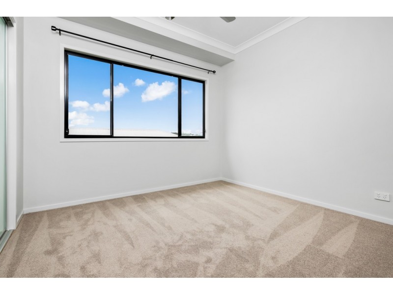 15 Harmony Crescent, South Ripley QLD 4306