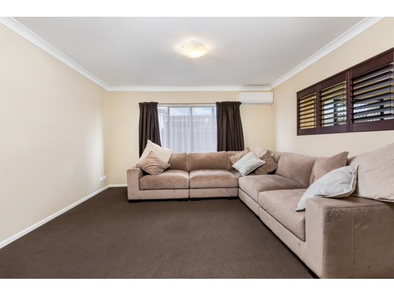 33 Grindelia Drive, Springfield Lakes QLD 4300