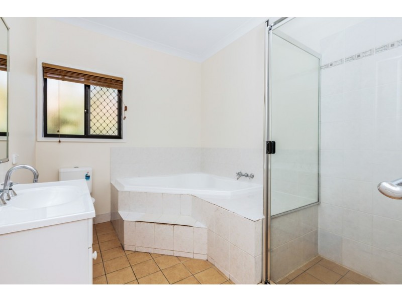 39 Viewpoint Drive, Springfield Lakes QLD 4300
