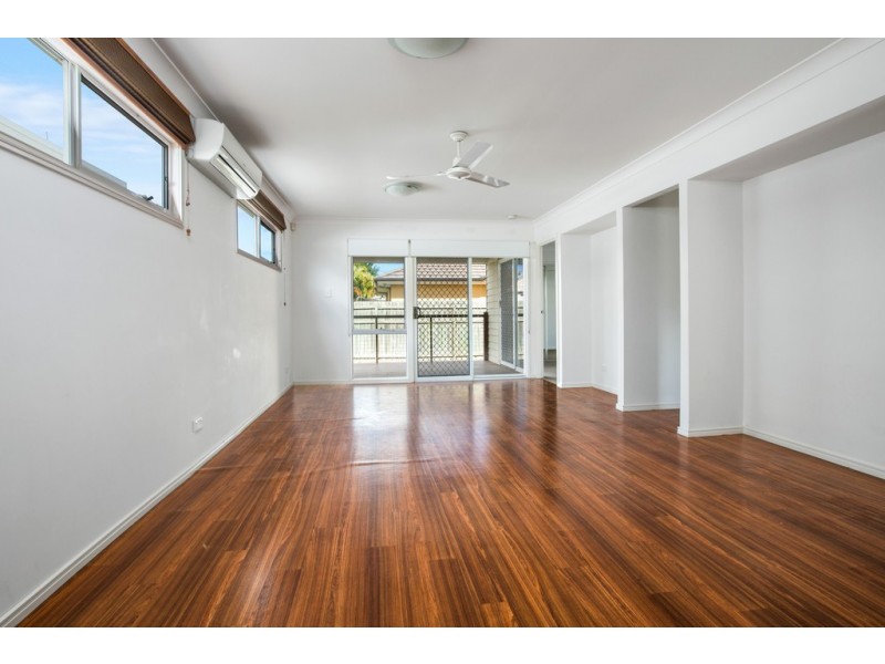 3 Ovals Terrace, Springfield Lakes QLD 4300
