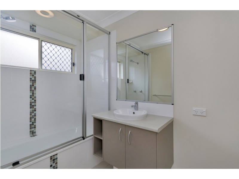 14 Daintree Place, Springfield Lakes QLD 4300