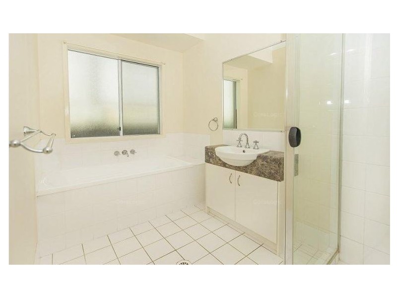 287 Lakeside Ave, Springfield Lakes QLD 4300