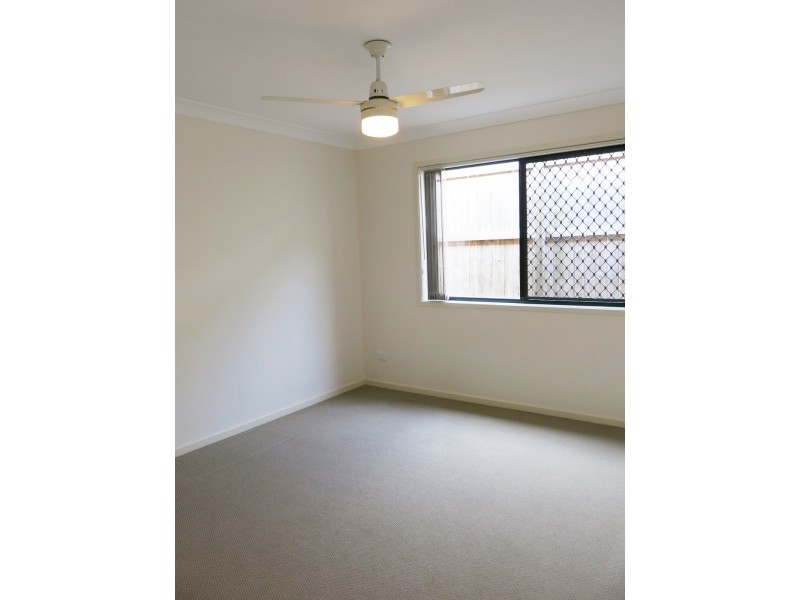 28 Wimbeldon Street, Springfield Lakes QLD 4300