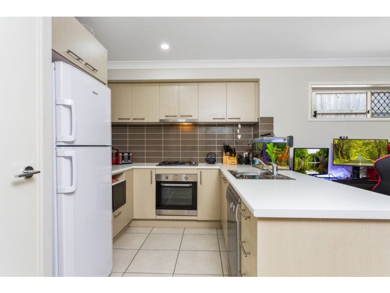 29 Opperman Drive, Springfield Lakes QLD 4300