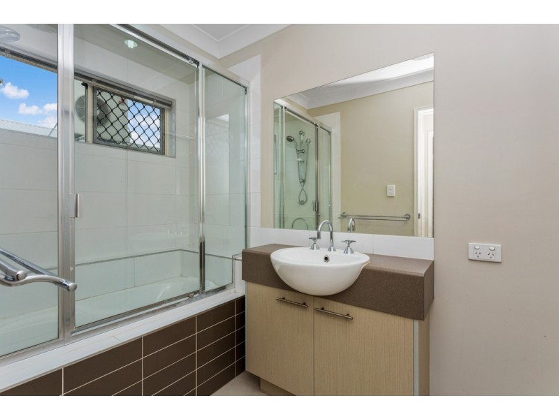 29 Opperman Drive, Springfield Lakes QLD 4300
