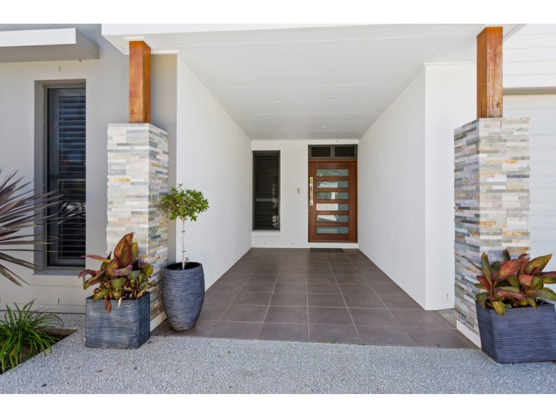 64 Crest Ridge Parade, Brookwater QLD 4300