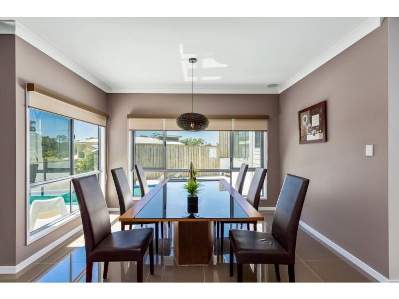 64 Crest Ridge Parade, Brookwater QLD 4300