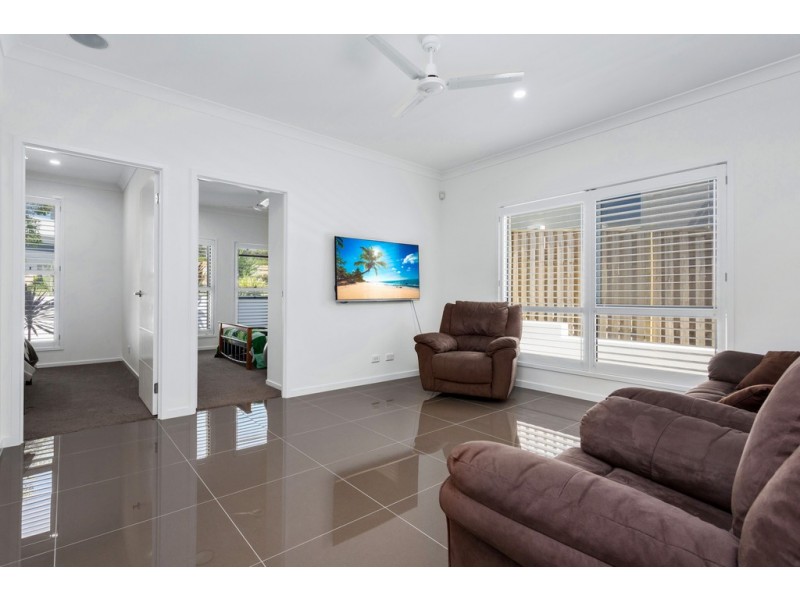 64 Crest Ridge Parade, Brookwater QLD 4300