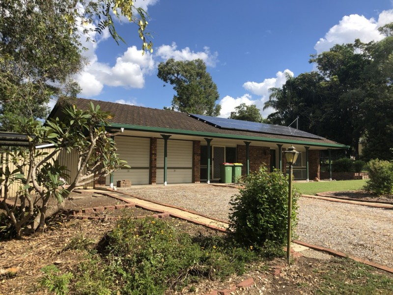 61 Moss Road, Camira QLD 4300