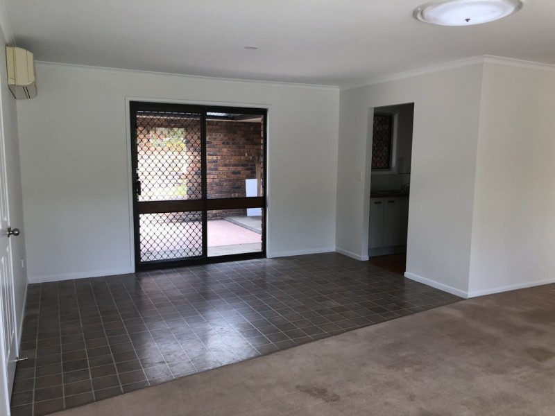 61 Moss Road, Camira QLD 4300