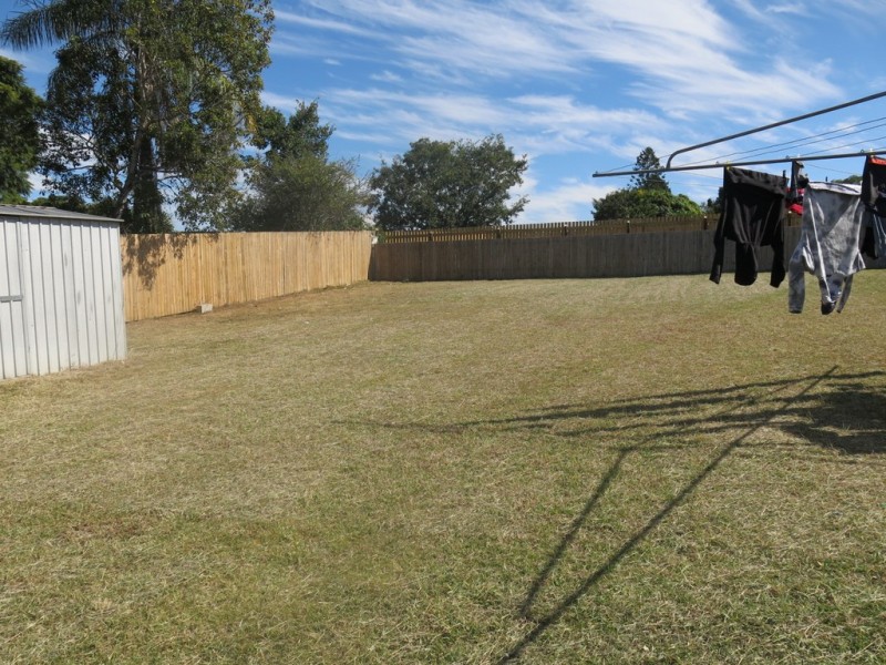 79 Raceview Street, Raceview QLD 4305