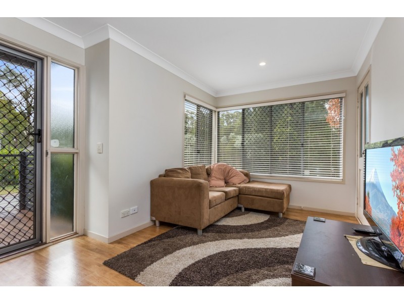 12 Periwinkle Lane, Springfield Lakes QLD 4300