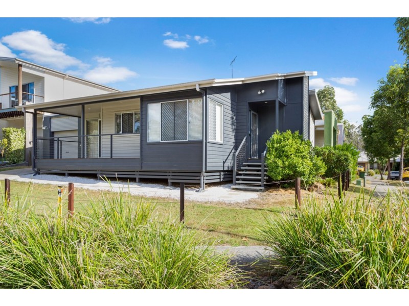 12 Periwinkle Lane, Springfield Lakes QLD 4300
