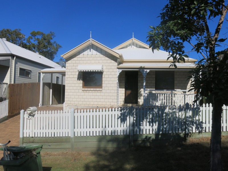 9 Keeple Close, Springfield Lakes QLD 4300