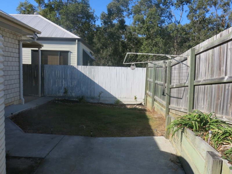 9 Keeple Close, Springfield Lakes QLD 4300