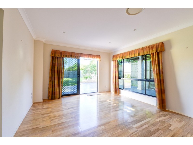 11 Wanderer Crescent, Springfield Lakes QLD 4300