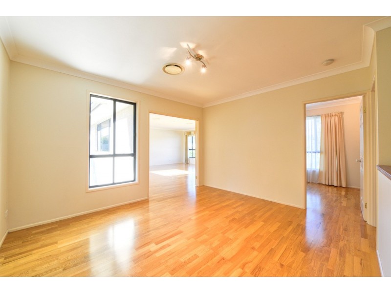 11 Wanderer Crescent, Springfield Lakes QLD 4300