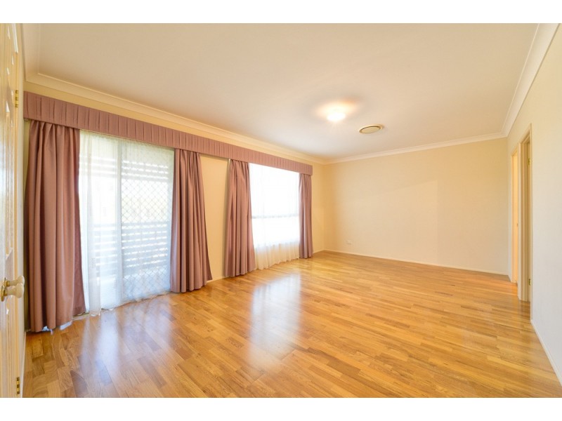 11 Wanderer Crescent, Springfield Lakes QLD 4300
