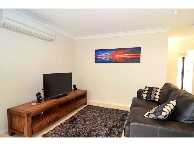 30 Carnarvon Avenue, Springfield Lakes QLD 4300