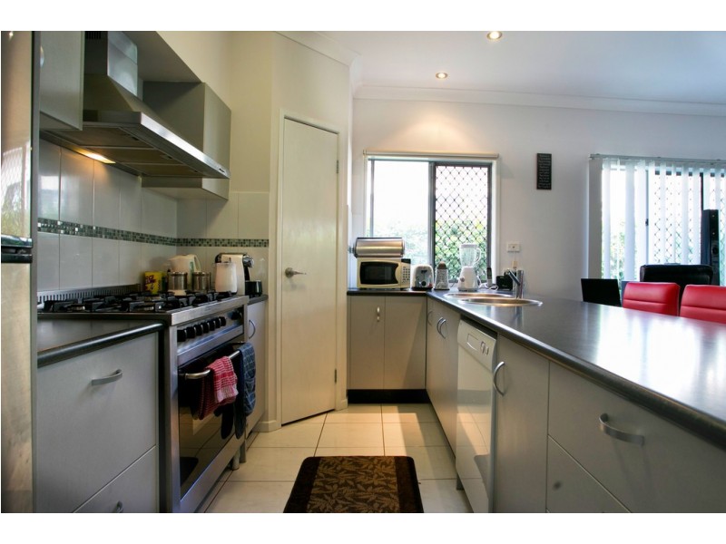 4 Riverine Drive, Springfield Lakes QLD 4300