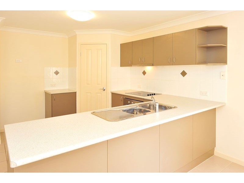 42 Carnarvon Avenue, Springfield Lakes QLD 4300