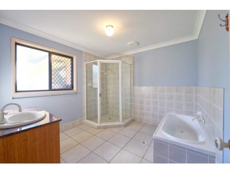 37 – 39 Jabiru Avenue, Greenbank QLD 4124