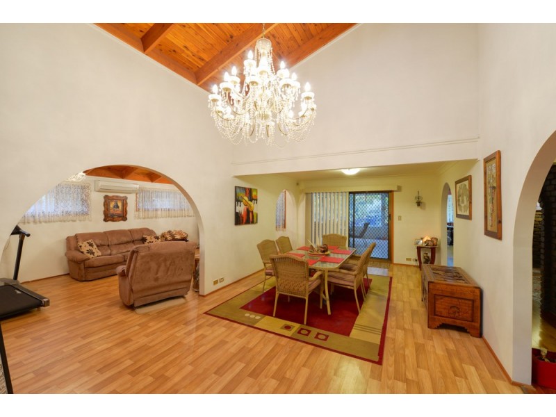 3 Moss Road, Camira QLD 4300