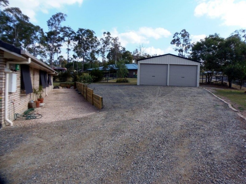 10 Polebark Cres, New Beith QLD 4124