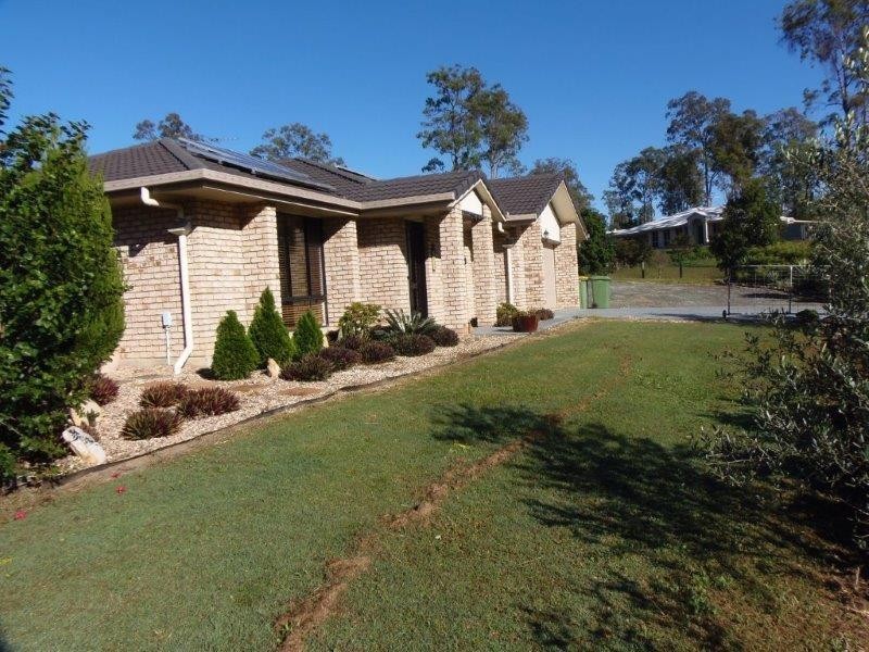 10 Polebark Cres, New Beith QLD 4124