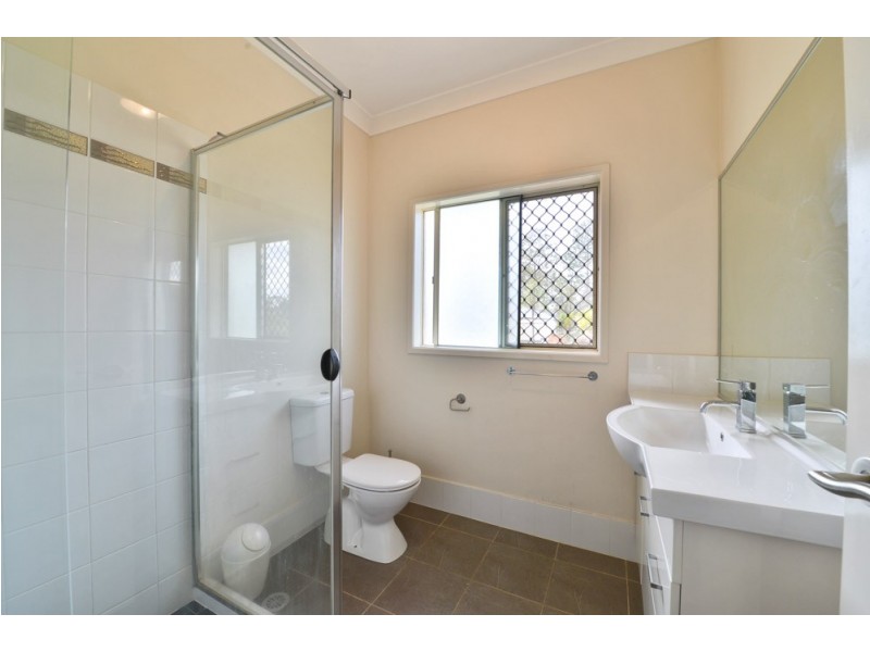 1 Dianella Ct, New Beith QLD 4124