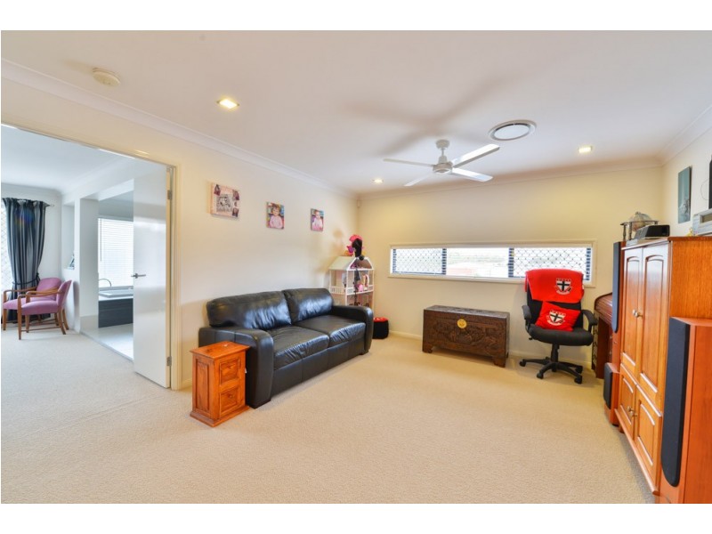 9 The Reach Court, Springfield Lakes QLD 4300