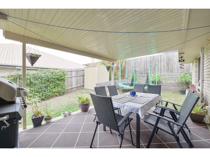 15 Cove Place, Springfield Lakes QLD 4300
