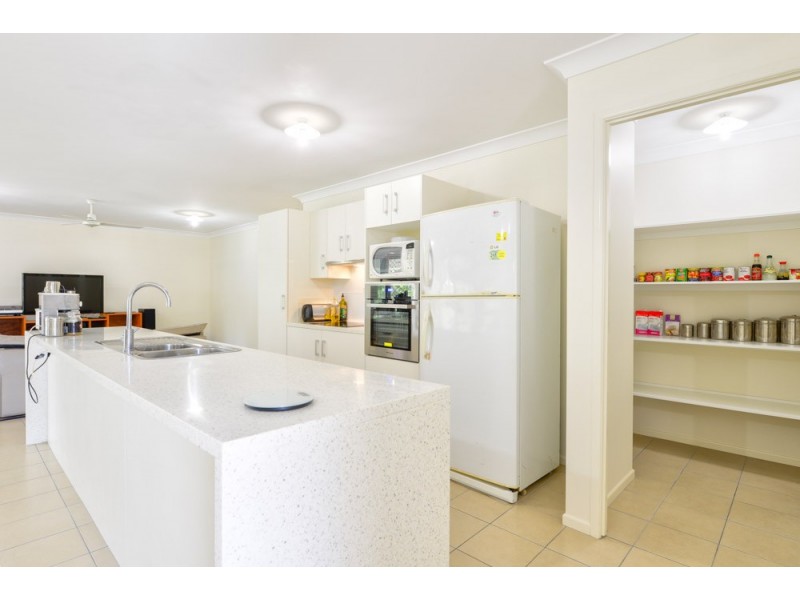 30 Goldfinch Ct, Greenbank QLD 4124
