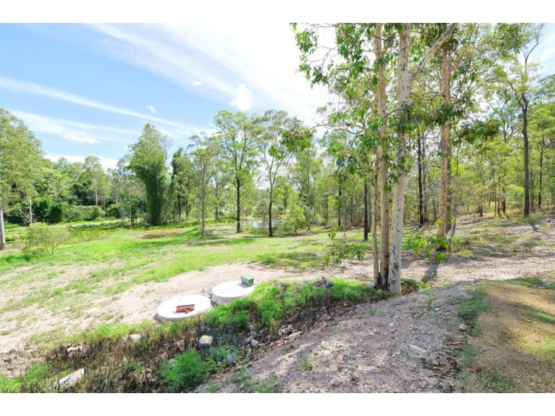 30 Goldfinch Ct, Greenbank QLD 4124