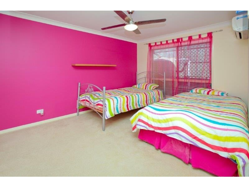 37 Viewpoint Drive, Springfield Lakes QLD 4300