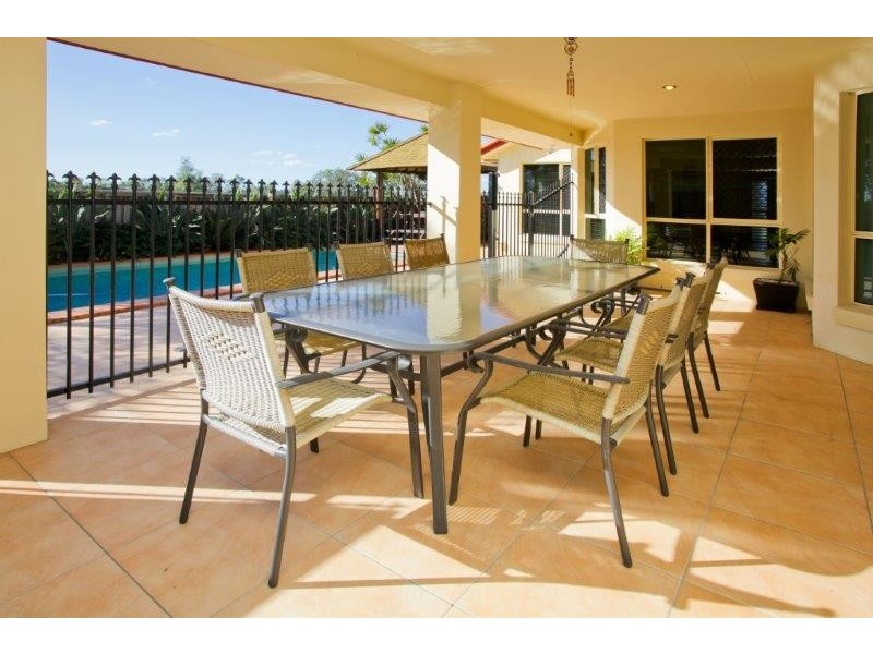 37 Viewpoint Drive, Springfield Lakes QLD 4300