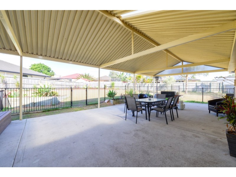 17 Alfred Place, Springfield Lakes QLD 4300
