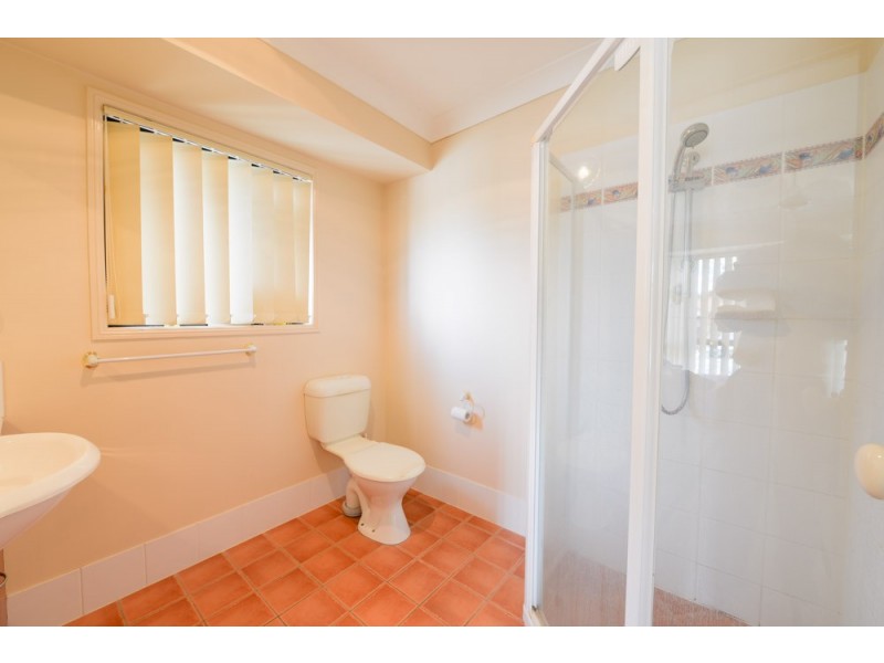 4 Emma Place, Springfield Lakes QLD 4300