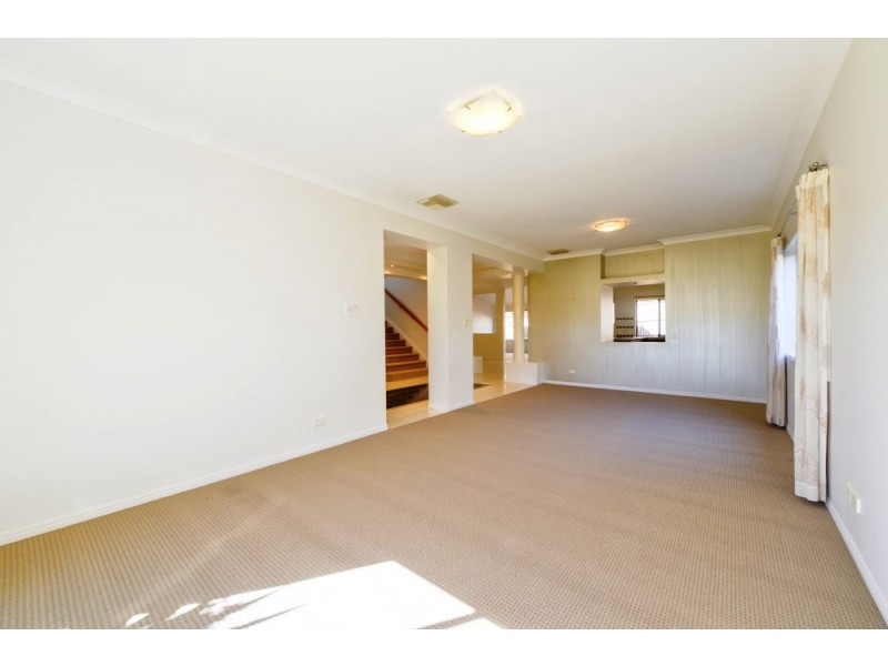 10 Ash Avenue, Springfield Lakes QLD 4300