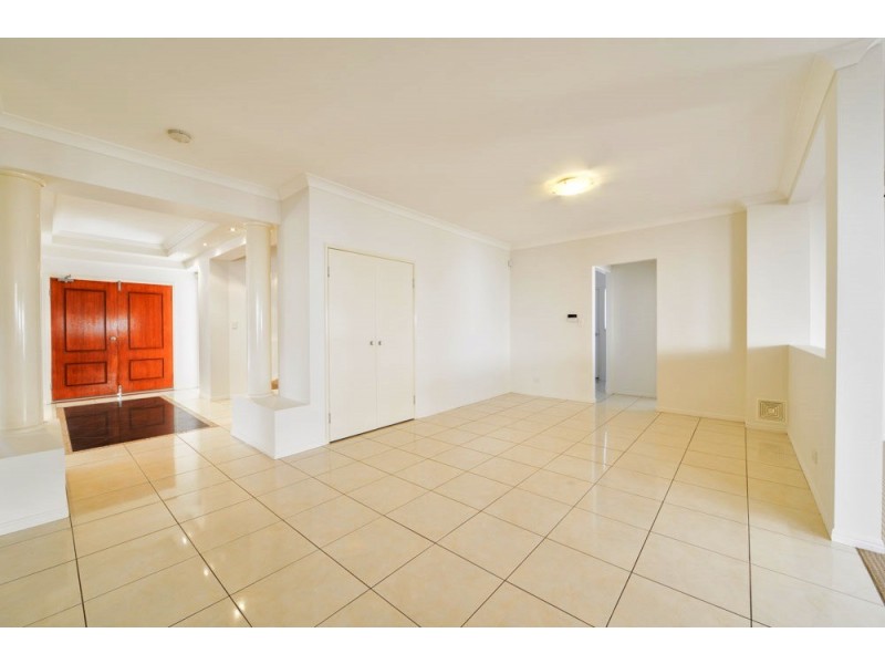 10 Ash Avenue, Springfield Lakes QLD 4300