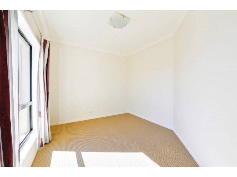 10 Ash Avenue, Springfield Lakes QLD 4300