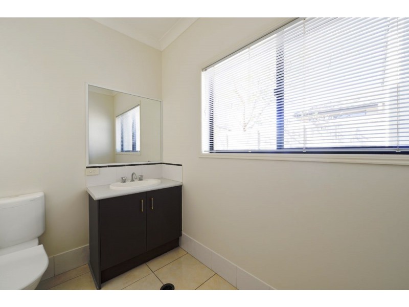 10 Ash Avenue, Springfield Lakes QLD 4300