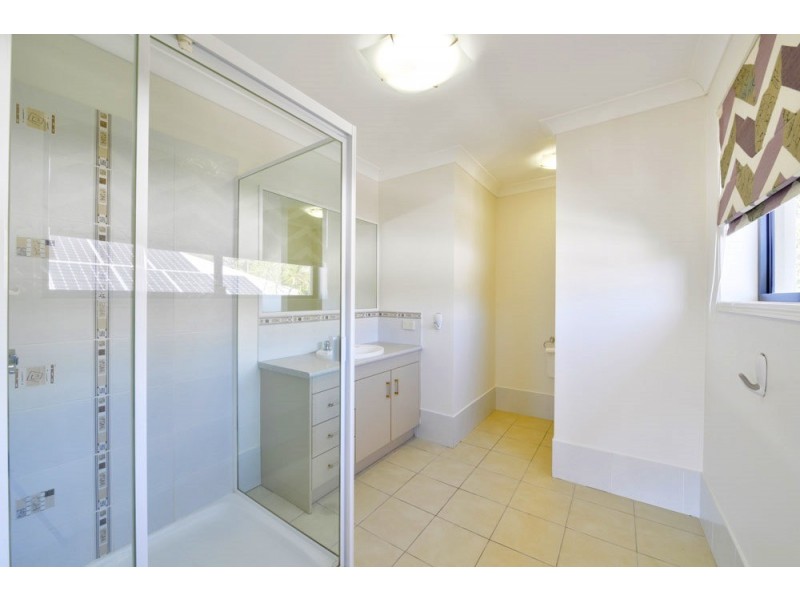 10 Ash Avenue, Springfield Lakes QLD 4300