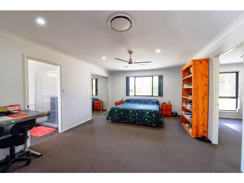 18 – 20 Muston Crt, Greenbank QLD 4124